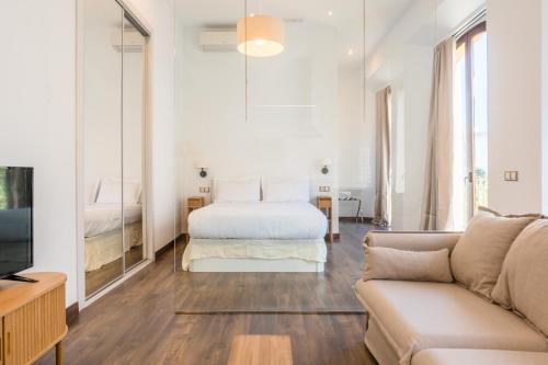 One-Bedroom Apartment with Balcony image 7