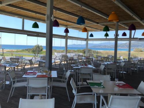 Étterem, Sirenes Beach Resort in Psili Ammos