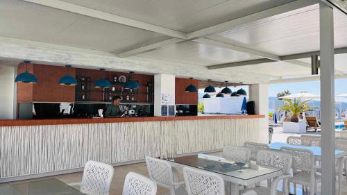 Étterem, Sirenes Beach Resort in Psili Ammos