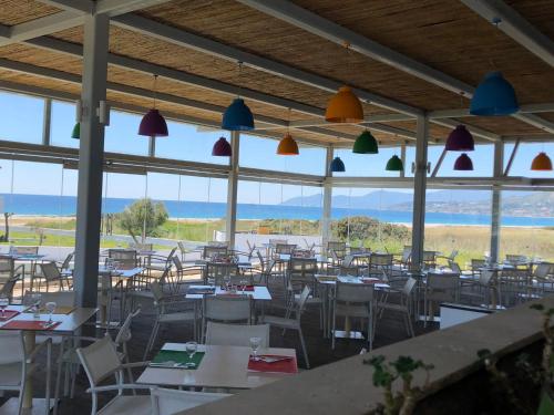 Étterem, Sirenes Beach Resort in Psili Ammos