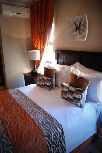 Kathuhari Guesthouse Room Type - Deluxe Suite