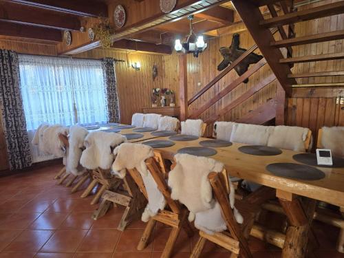 Pensiunea Casa cu Flori in 布蘭