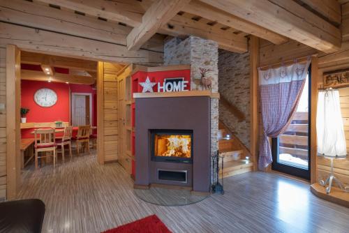 Zrub Veronika in Svaty Kriz