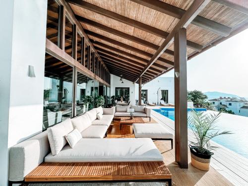 Luxury Boutique B&B Villa Prana - Adults Friendly, Pool, Serenity near Marbella 4