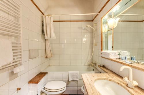 Flat with Lovely Views near Piazza Navona 5