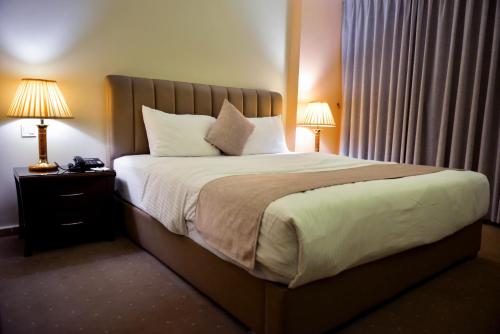 Deluxe Double Room room in 7Wonders by TREND