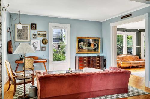 Spacious Home with Yard and Patio, 2 Mi to Dtwn Troy