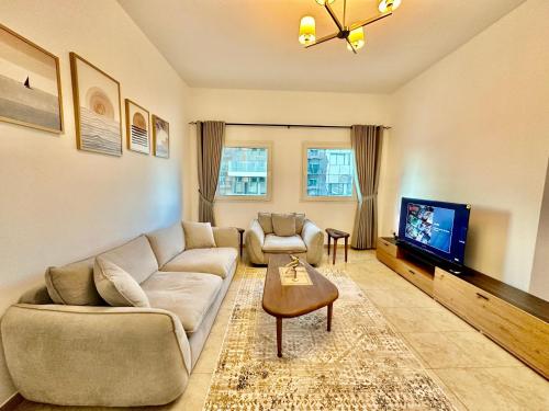 Cozy Family-Friendly 2BR in JVT, Dubaj (fotografie 3)