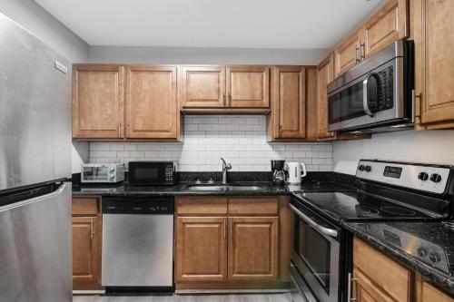 Sweetwater 5f I Beautiful 1bd Apt I Free Parking in Gainesville Városközpont