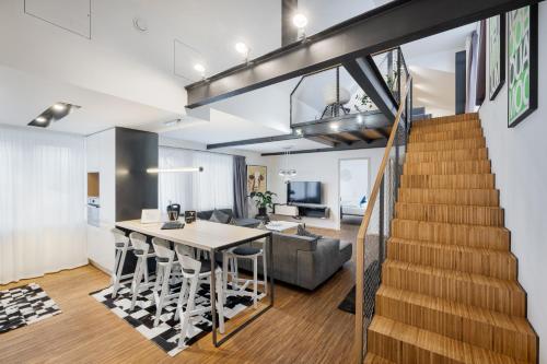 MOOo Downtown - image 13