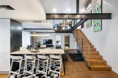 MOOo Downtown - image 8