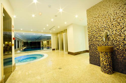 Hotel Monarque Cendrillón - image 4