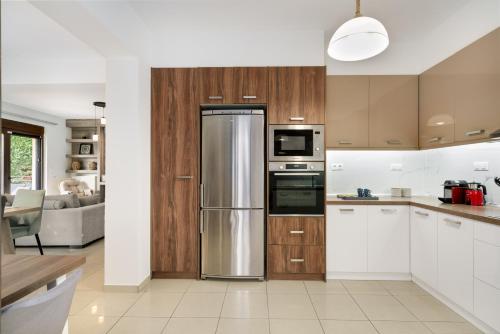 Villa Los Pacos - Spacious 3-bed villa near Rethymno with spectacular sea view