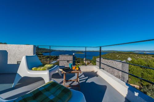 Balcony/terrace, Luxury Holiday Home Itana with Private Pool and Sea View in Dragove