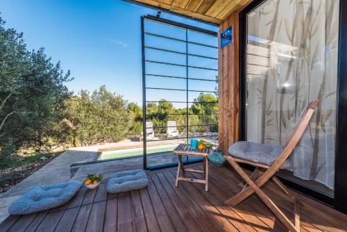 balkon/terras, Luxury Holiday Home Itana with Private Pool and Sea View in Dragove
