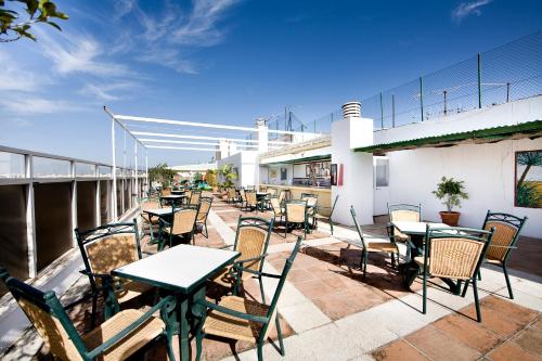 Hotel Monarque El Rodeo - image 3