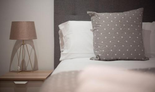 Apartamento de cuatro dormitorios en Calle Aribau You Stylish Apartments - image 5