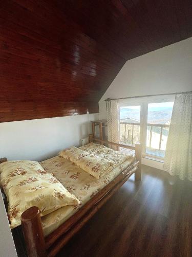 Cabana Floare de Colt