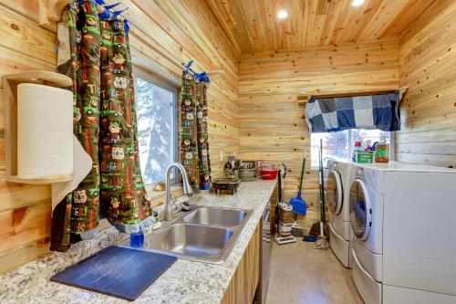 Rustic Dolores Home w/ River Access: Hunt & Fish! in Dunton (CO)