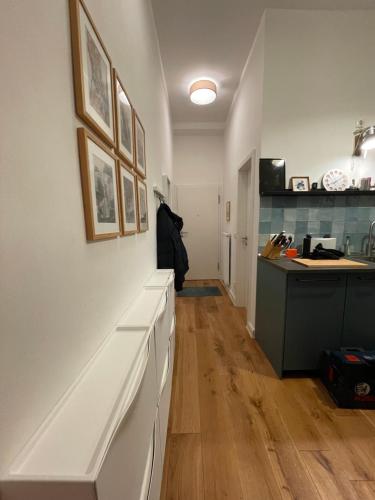 NEU Stephen Gill Appartement, Cologne (photo 3)