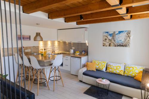 Central Split apartments and rooms Paese - image 11