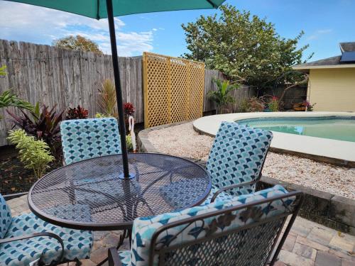 3BR Oasis with Pool in Cocoa 3BR Oasis with Pool in Cocoa