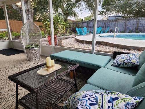 3BR Oasis with Pool in Cocoa 3BR Oasis with Pool in Cocoa