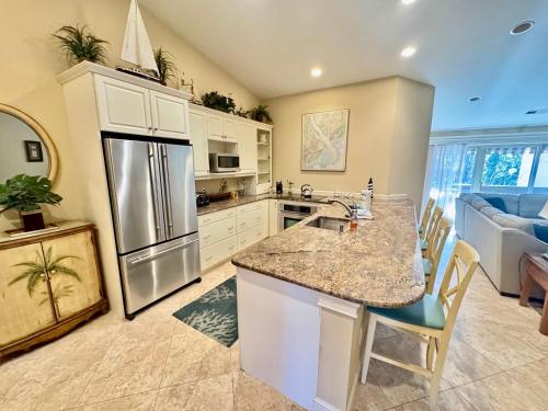 Sensational Sea Pines South Beach 4 bed 2 ba Villa Sensational Sea Pines South Beach 4 bed 2 ba Villa