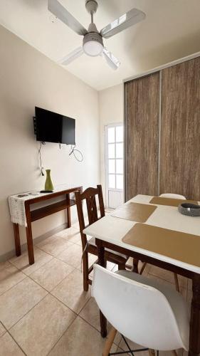 MONOAMBIENTE COMODO y MODERNO
