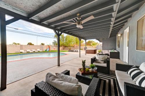 Vila Paradise-Luxury 5BD Retreat Perfect for Groups & Families, Las Vegas (zdjęcie 3)
