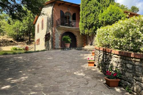 Lake Trasimeno Country Villa w Pool