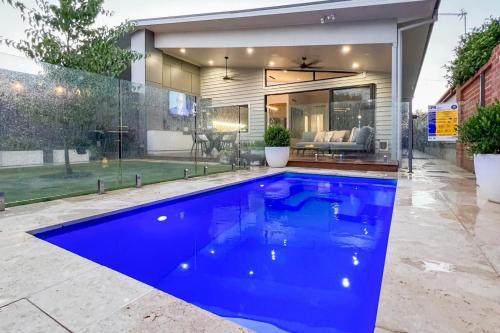 Resort Style Home - CBD Wagga