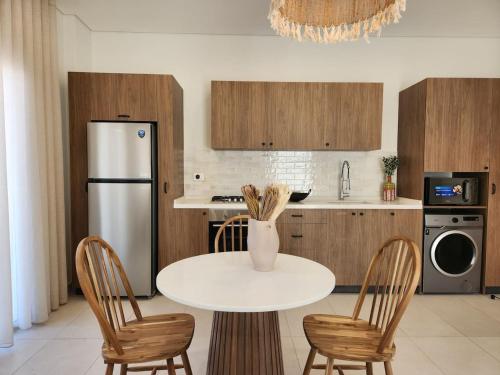 Olea Earth-Inspired Retreat in Gemayze - image 13