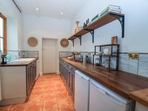 Exterior view, The Gables in Spaxton