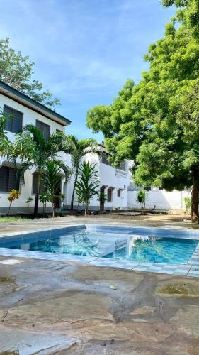 Tabasamu Gardens, Backpackers Paradise, Ukunda