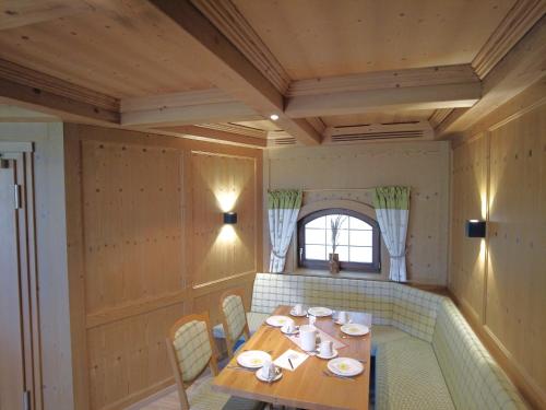 Restaurant, Naturhotel Waldesruhe in Oberstdorf