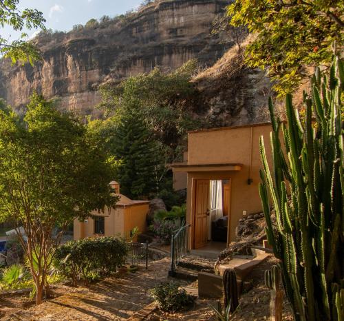 Casa Alamillo Hotel Boutique in Malinalco, Mexico
