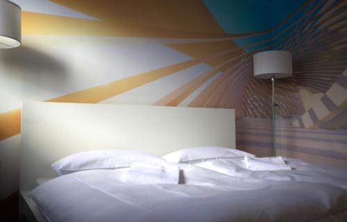 The Room 44 - image 2