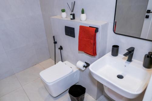 Cozy 1BR, Yard , Near Airport & Self Check-in, Riyad (foto 9)