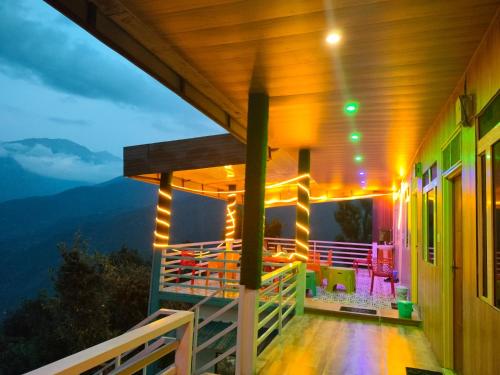 Chaukhamba View Resort in Guptkashi