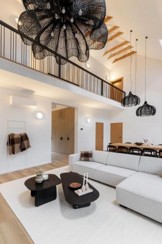 Picturesque Villa RestArt by Reside Baltic in Bezdonys