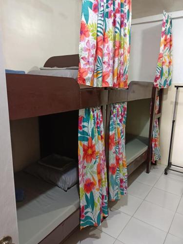 Mi Casa Suites Siargao Room Type - Bunk Bed in Male Dormitory Room 