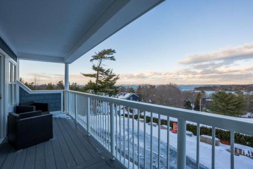 647023412 Bluenose Inn - Bar Harbor Hotel