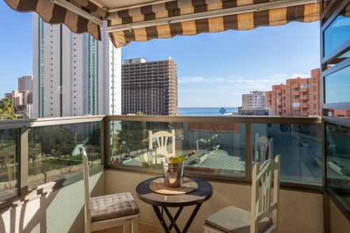 Piso con piscina y vistas al mar 2