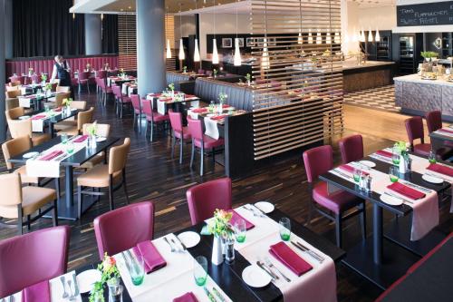 Mövenpick Hotel Frankfurt City Messe, Francoforte sul Meno (foto 7)