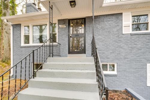 Modern Apt 11 Mi to DC Pets Welcome! in ออกซอน ฮิลล์ (MD)