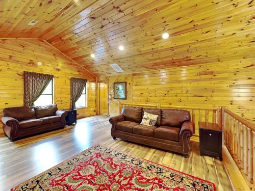 Apple Bear Lodge 4 Bedrooms Sleeps 18 Jacuzzis Pool Table Hot Tub - image 11