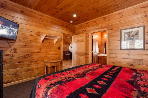The Great Escape II 5 Bedrooms Sleeps 17 Game Room Pool Access Theater - image 2