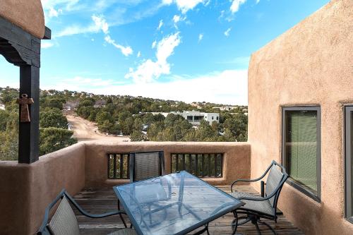 Casa de Paz 4 Bedrooms Fireplace Pets Welcome WiFi Sleeps 12 - image 2