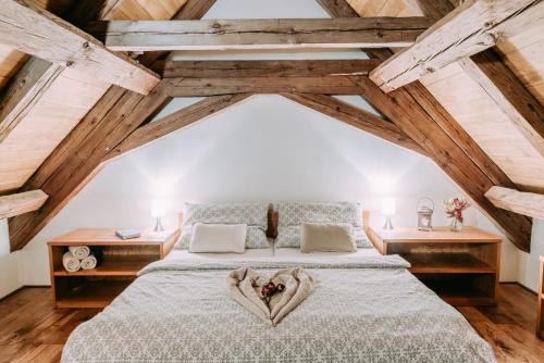 Apartmány Na Špejcharu - Apartment - Stříbřec